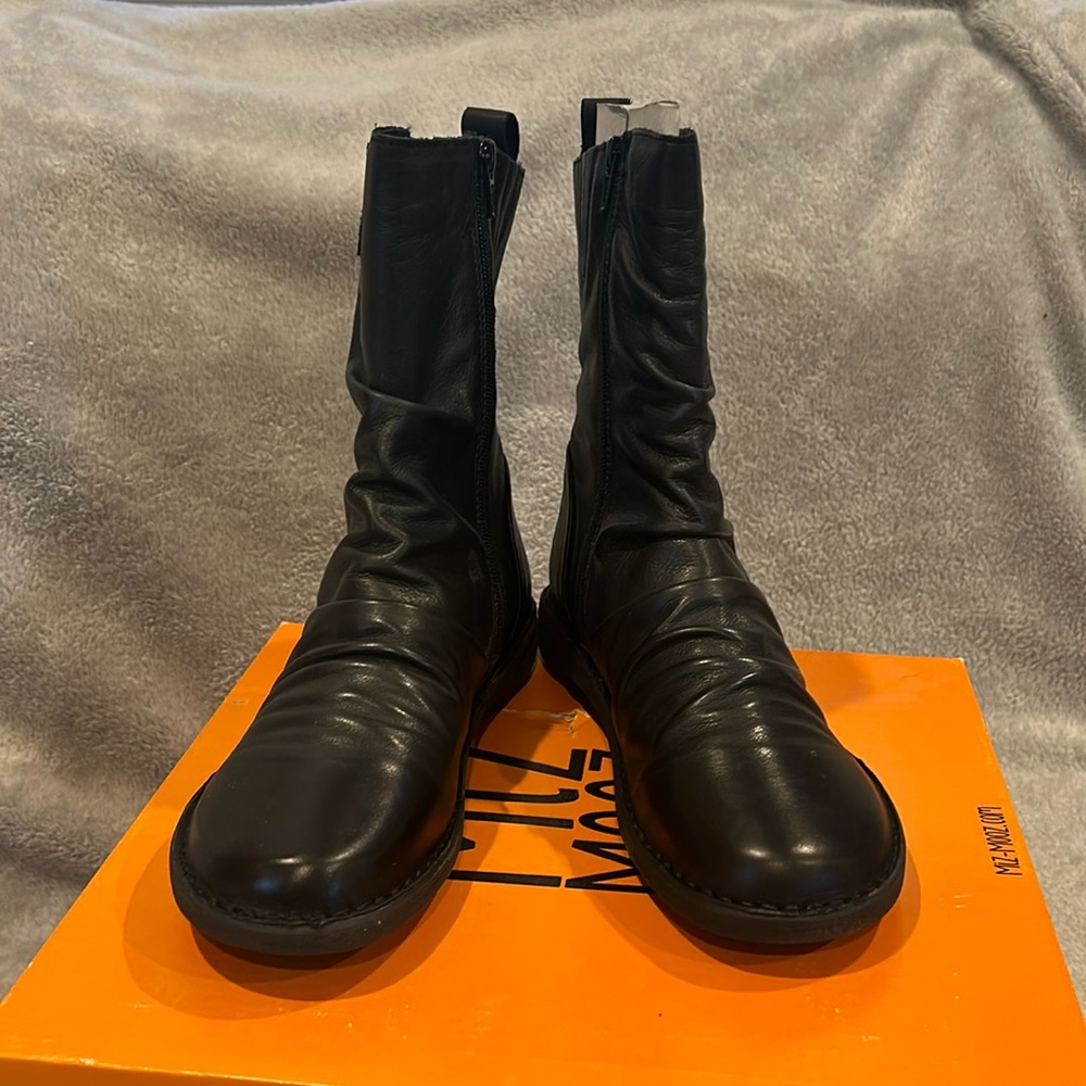 NIB Miz Mooz Black Leather Boot Size EU 37 (US 6.5-7)